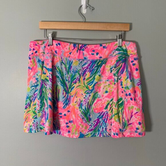 Lilly Pulitzer luxletic built in bike shorts skort skirt with shorts - Picture 4 of 9